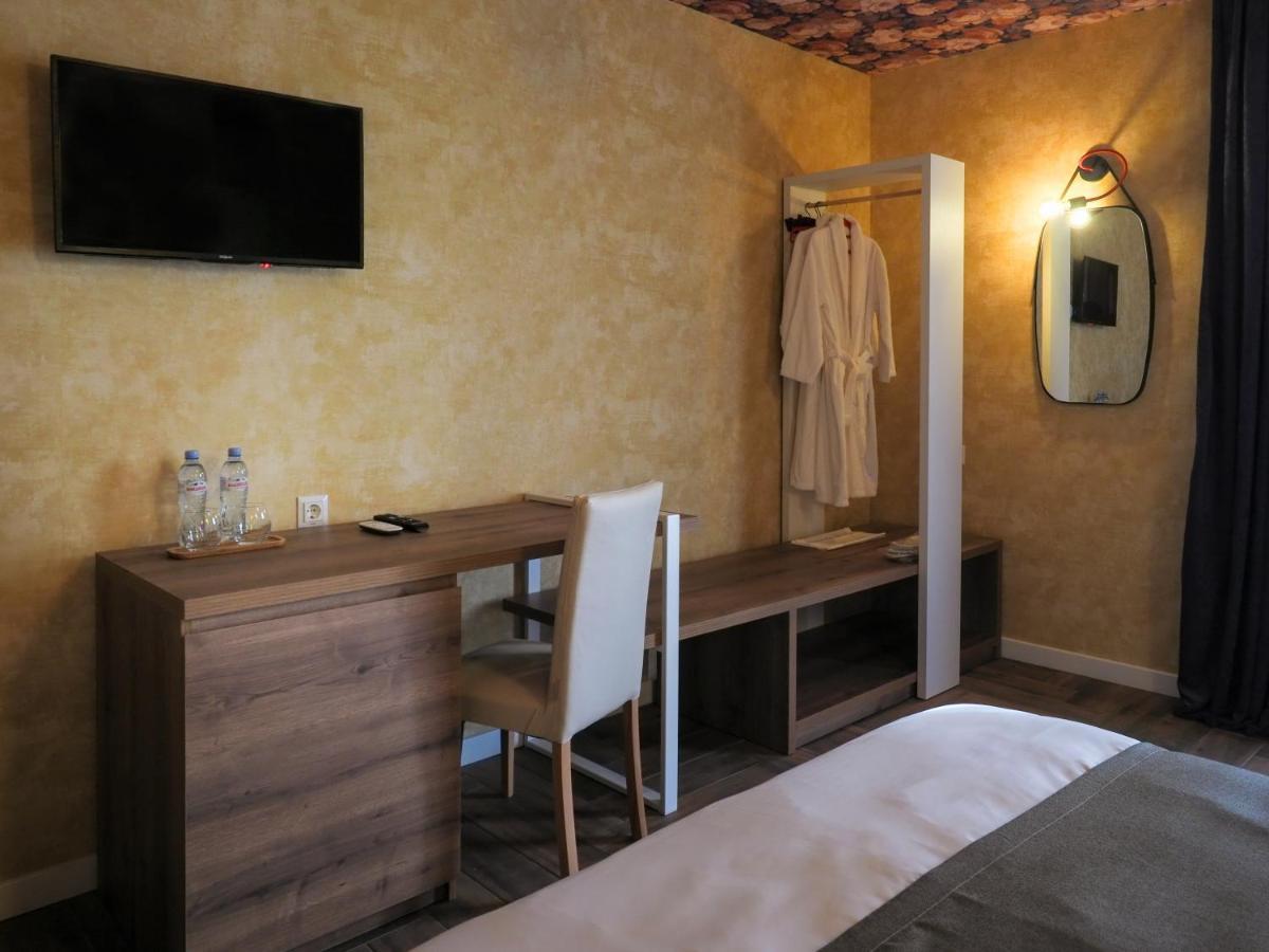 Hotel Banihills Tbiliszi Kültér fotó