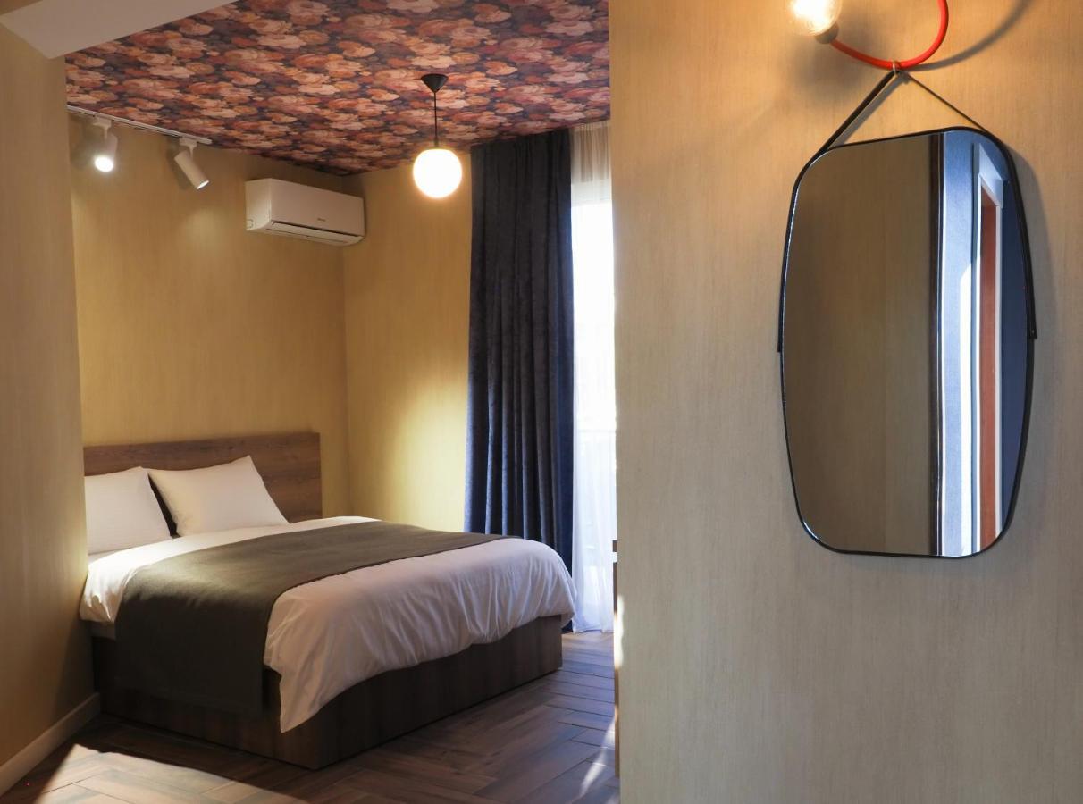 Hotel Banihills Tbiliszi Kültér fotó