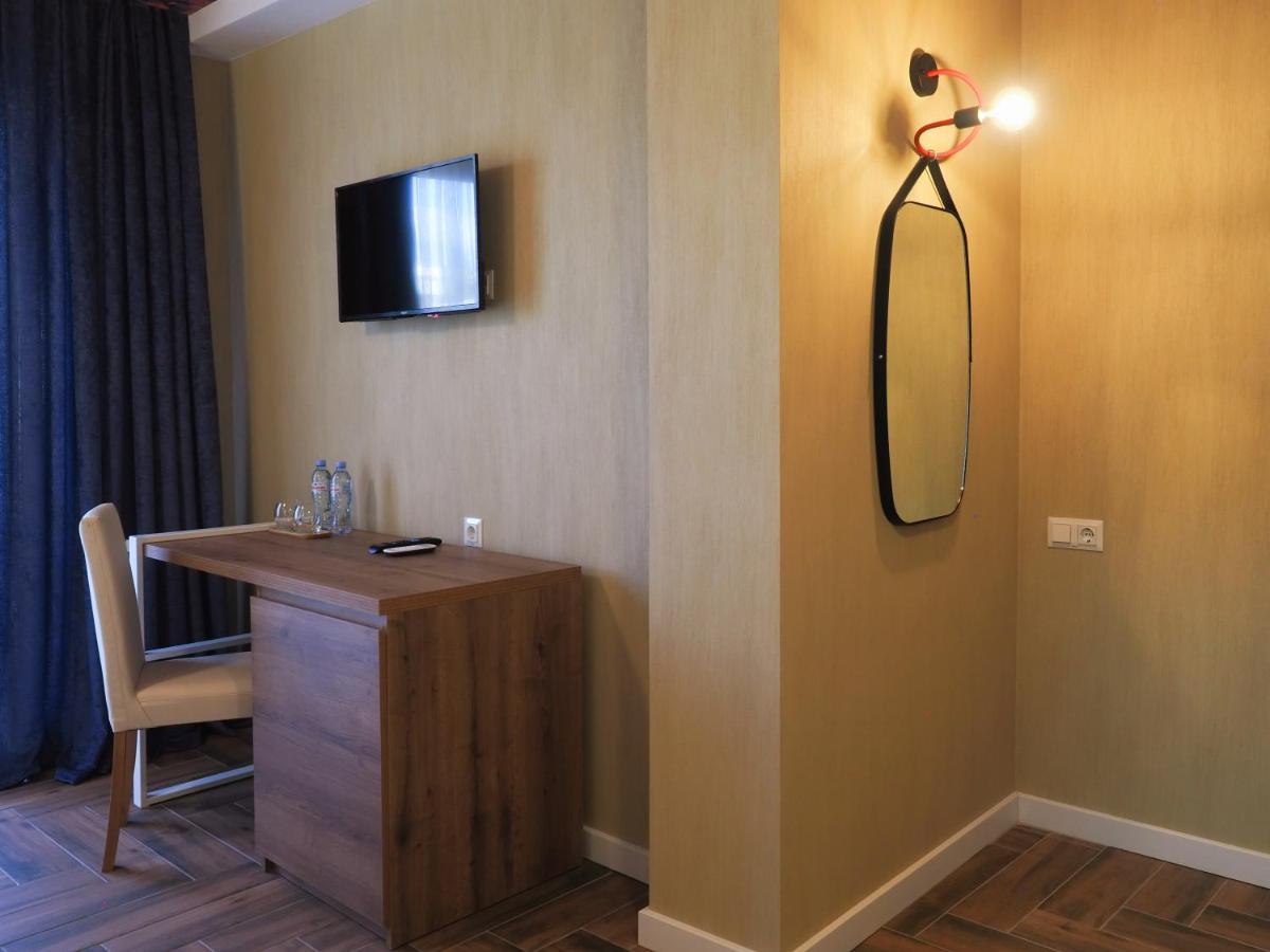 Hotel Banihills Tbiliszi Kültér fotó