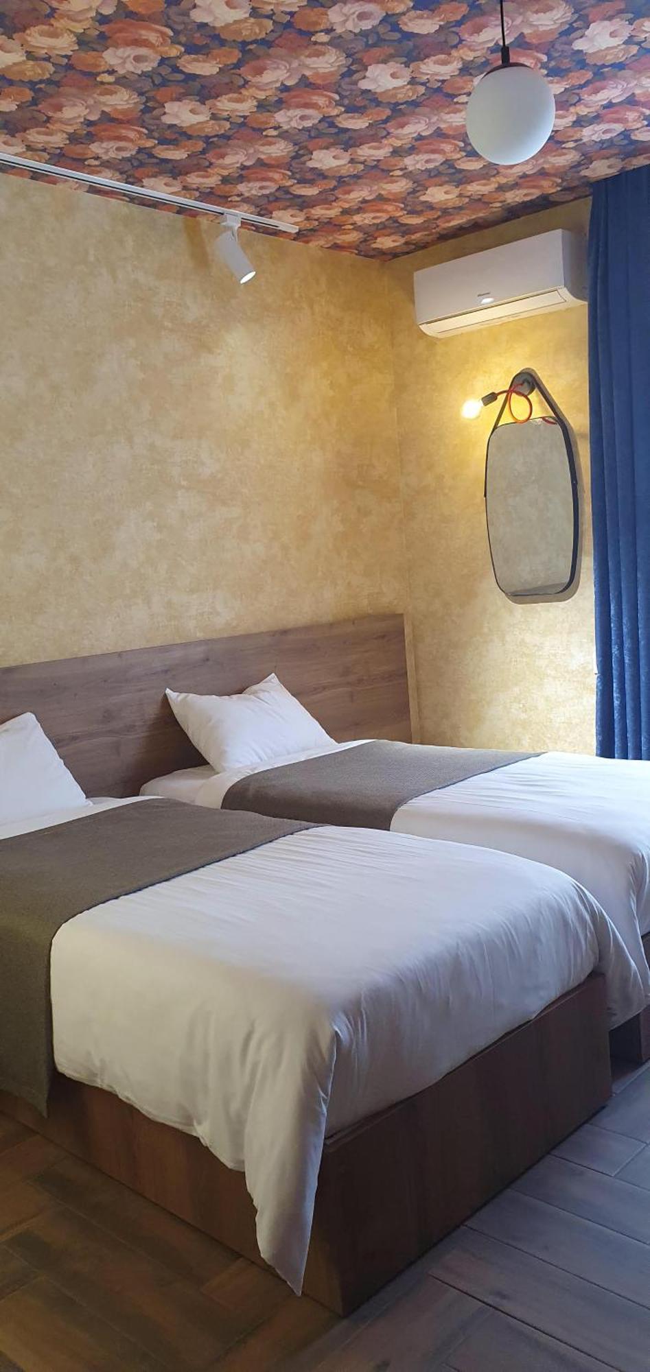 Hotel Banihills Tbiliszi Kültér fotó