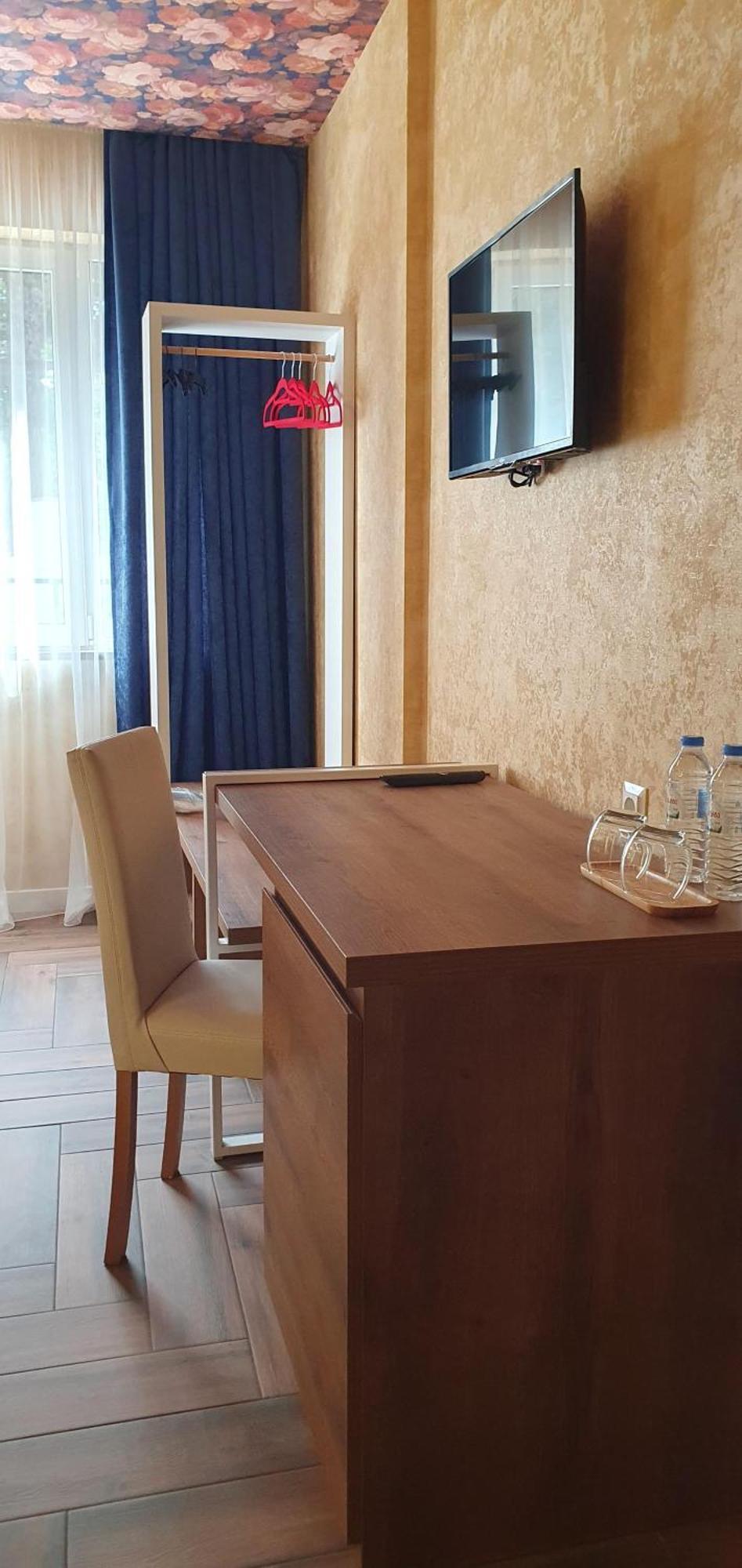 Hotel Banihills Tbiliszi Kültér fotó